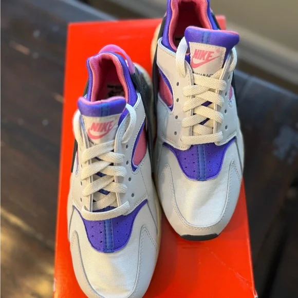 Nike womens Sneakers in Cream, Purple, and Yellow - Picture 4 of 5